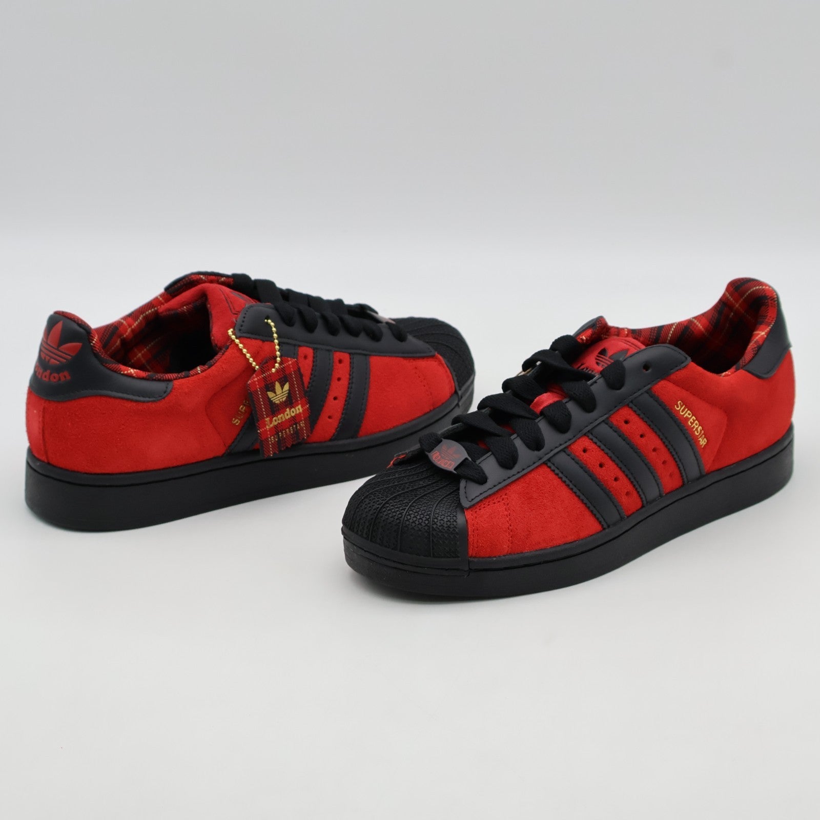 jq3224 adidas Originals Superstar London Better Scarlet (Men's)