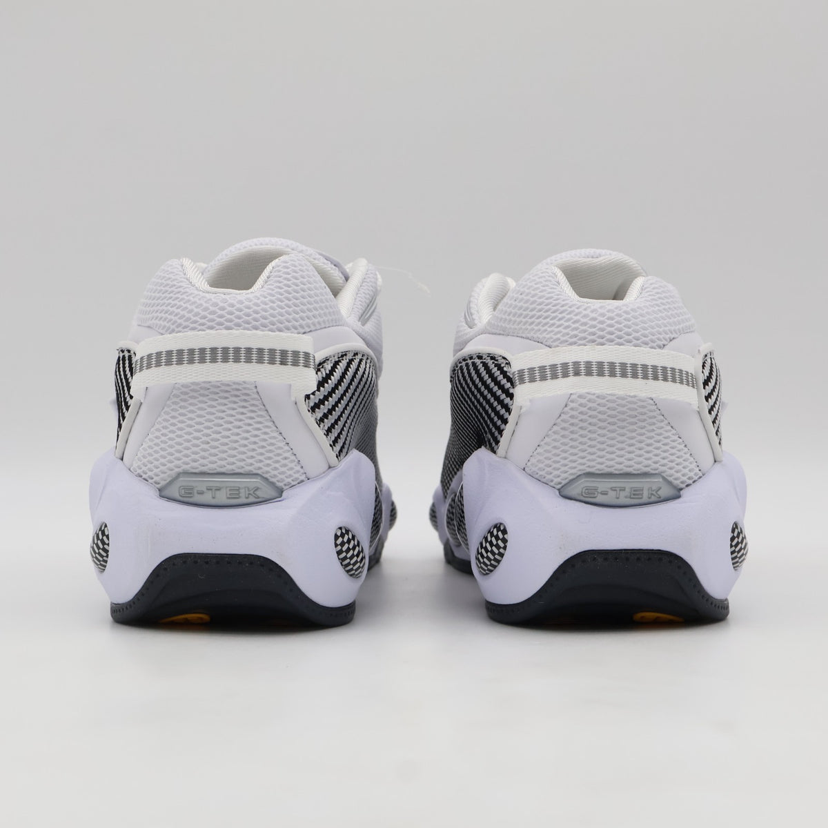 DM0879-101 Drake NOCTA Nike Glide White Black (Men's)