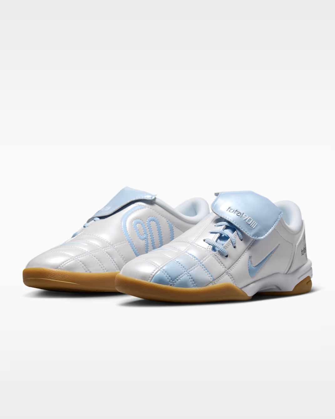 IO2389-101 Nike Total 90 3 SE White Gum Light Brown (Women's)