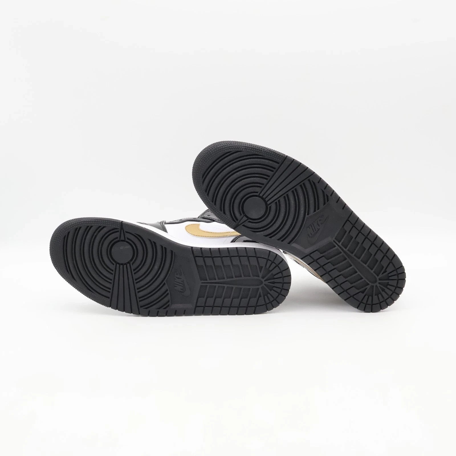 Size 11 - 852542-007 Jordan 1 Mid SE Patent Black Gold (Men's)