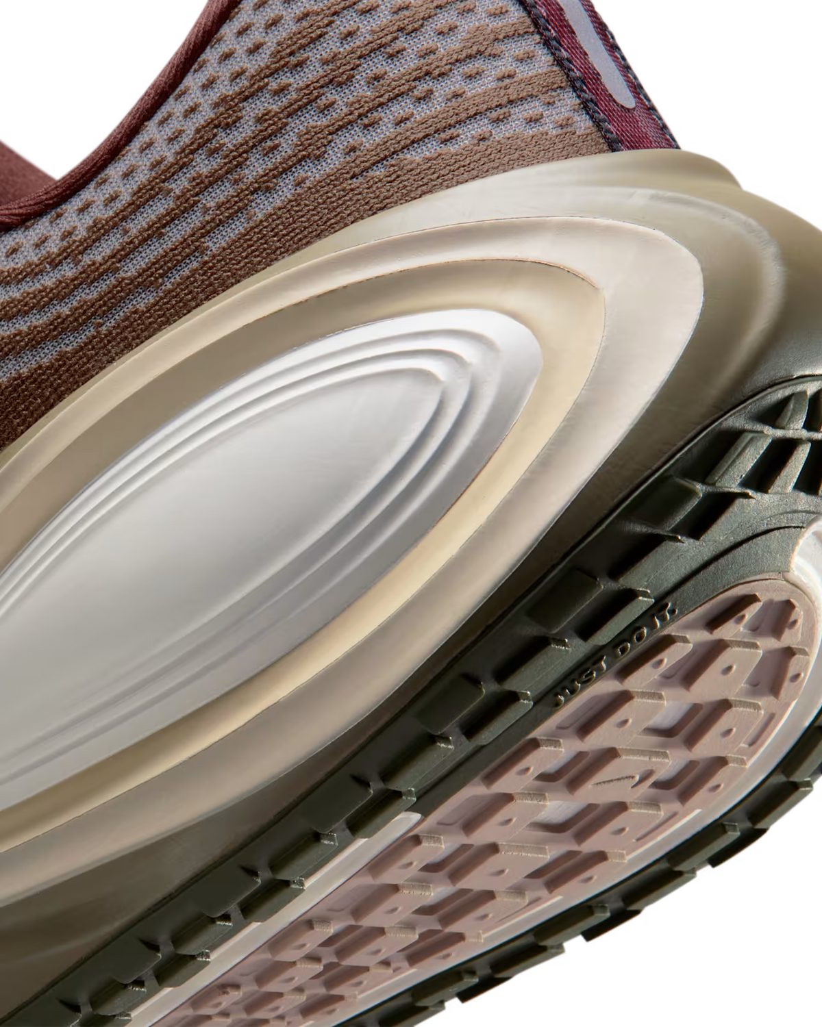 IO4482-001 Nike Vomero Plus Caldera Brown Dark Field Brown (Men's)