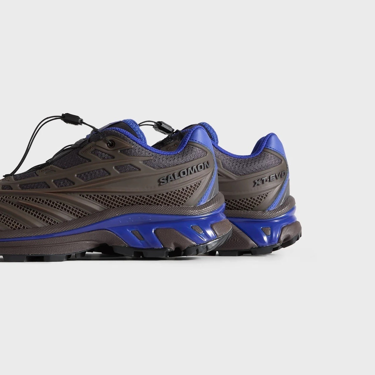 L45568900 KITH Ã Salomon XT-EVO "Black Coffee/Excalibur/Bluing" (Men's)
