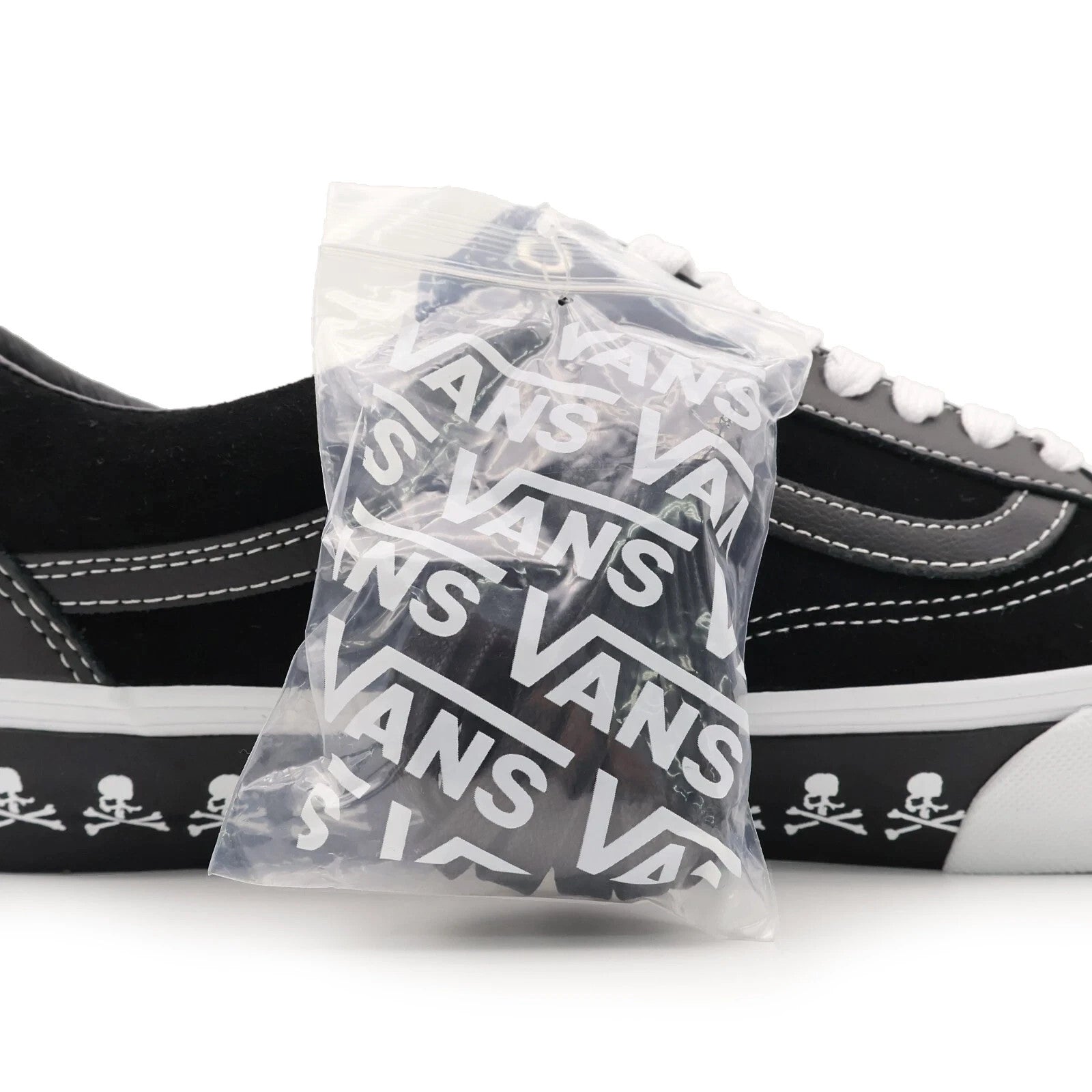 VN0A4BVFBLK1 MASTERMIND WORLD Ã Vault by Vans Old Skool VLT LX