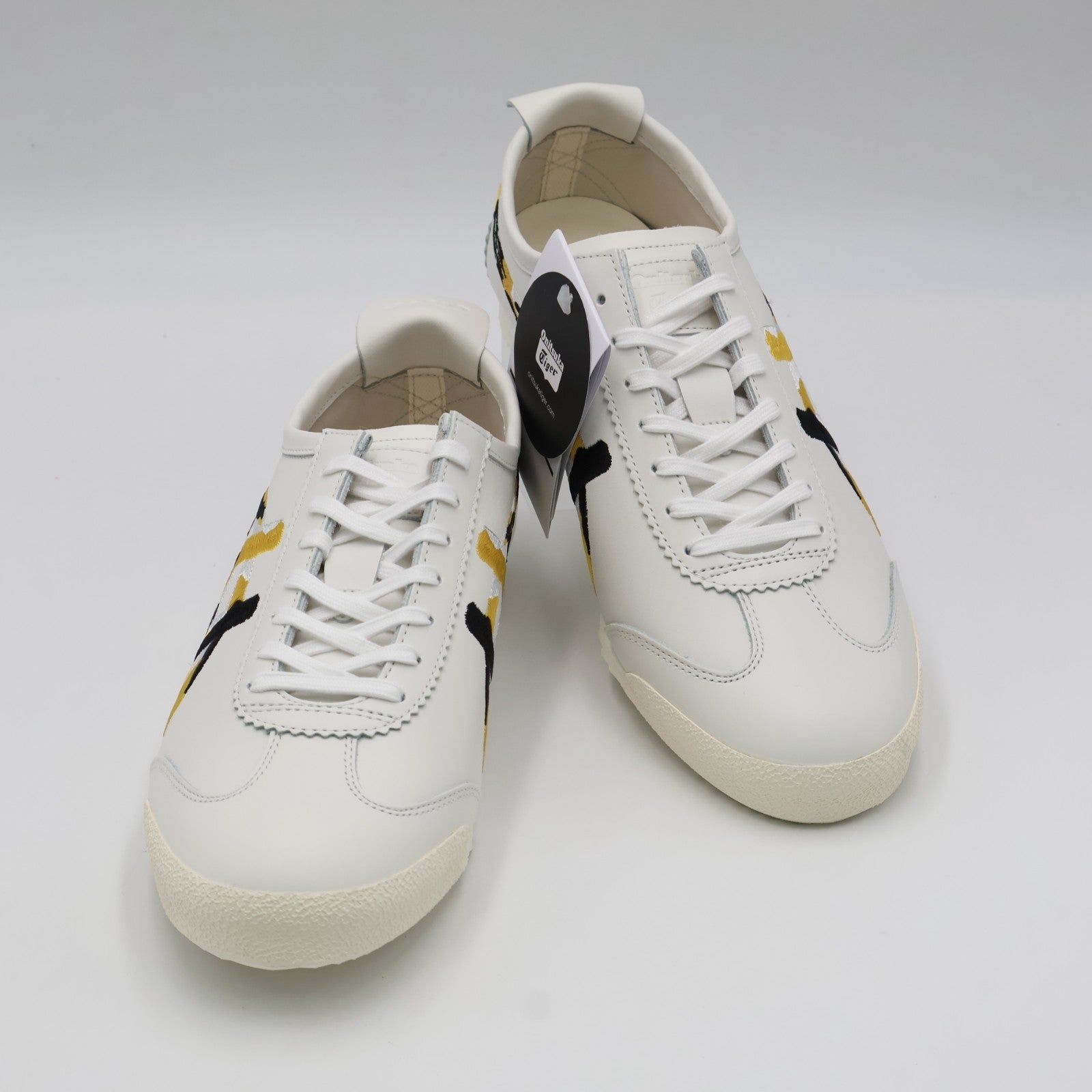 1181A578-101 Onitsuka Tiger NIPPON MADE Mexico 66 Deluxe White Vibrant (Men's)