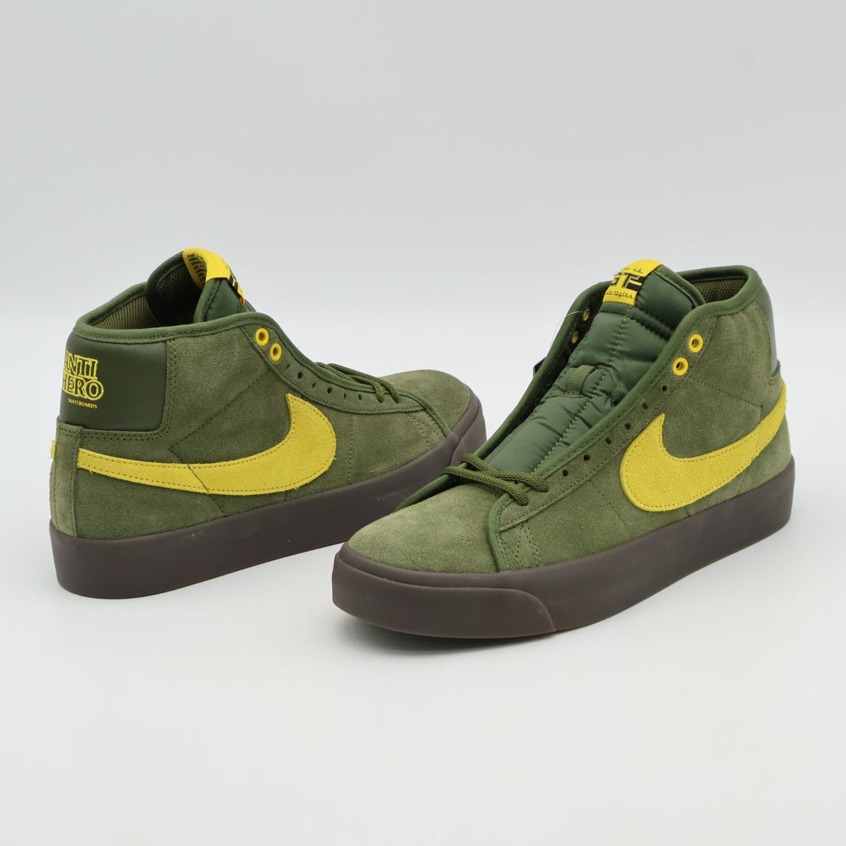 HM5838-300 ANTIHERO Ã Nike SB Zoom Blazer Mid QS Rough Green Amarillo (Men's)