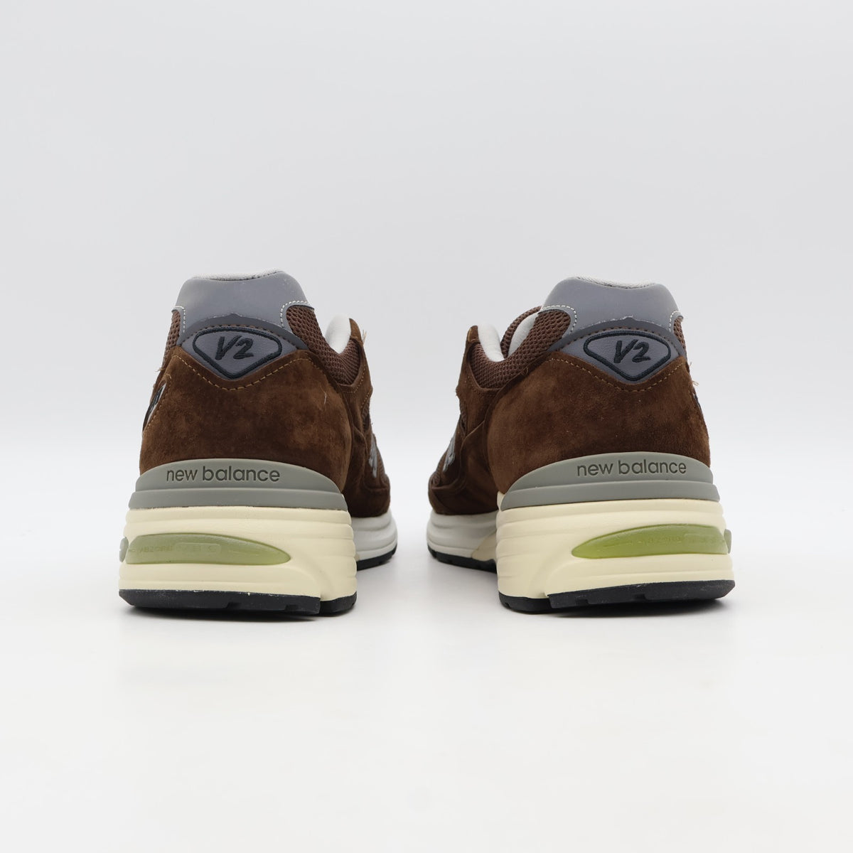 U991BR2 New Balance 991V2 Pinecone (Men's)