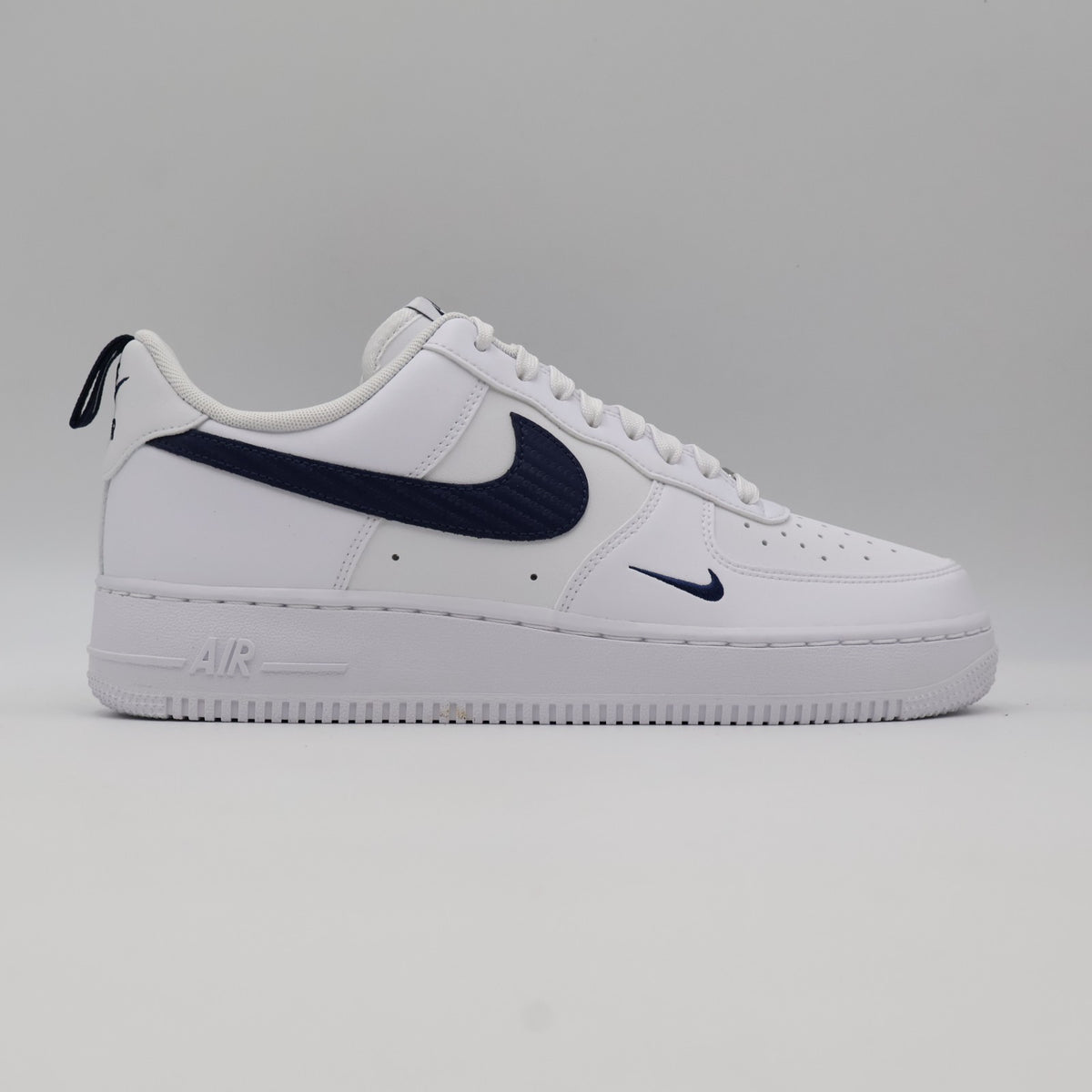 IR5599-100 Nike Air Force 1 '07 White Midnight Navy (Men's)