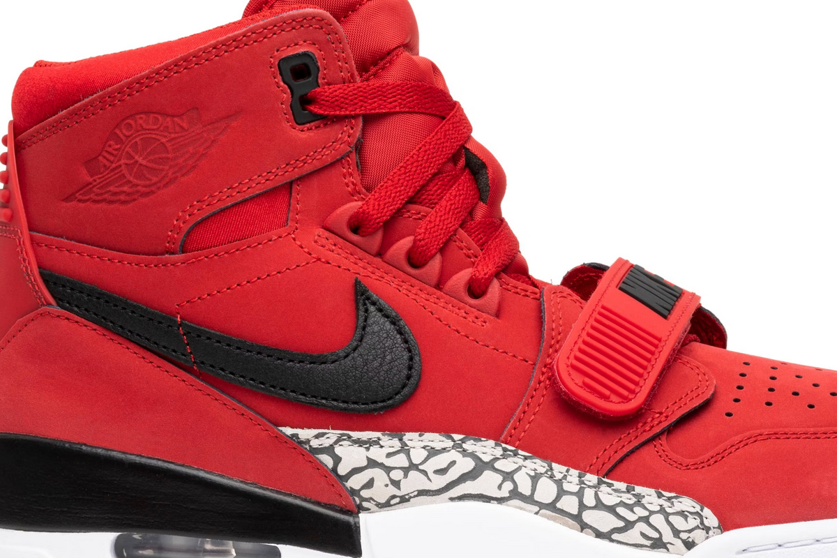 AV3922-601 Nike Jordan Legacy 312 "Varsity Red" (Men's)