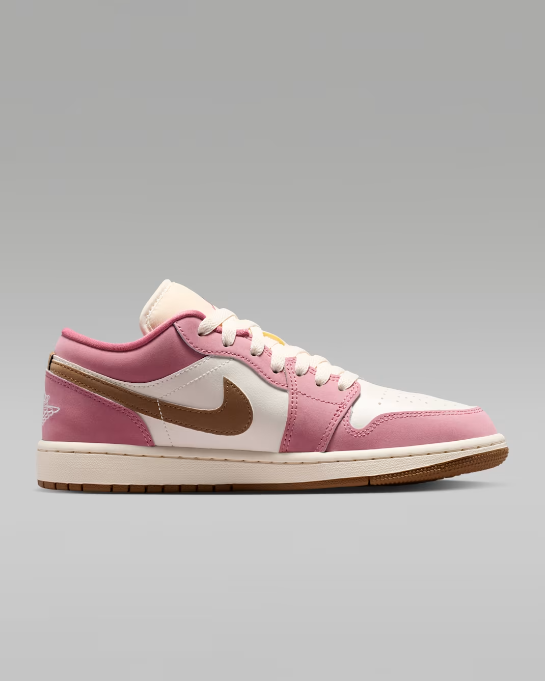 DC0774-609 Nike Air Jordan 1 Low (Women's)