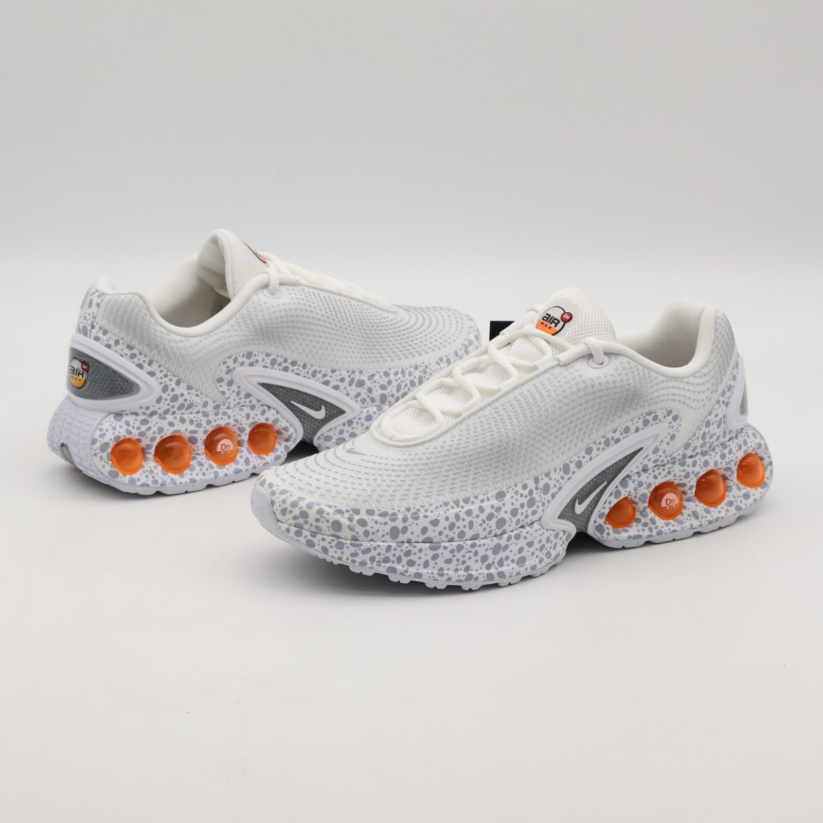 HM0811-100 Nike Air Max DN PRM Electric White Metallic Silver (Men's)