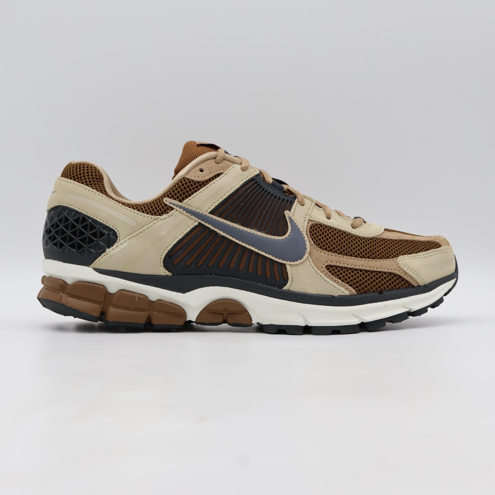 HF1553-202 Nike Zoom Vomero 5 Light British Tan British Khaki (Men's)