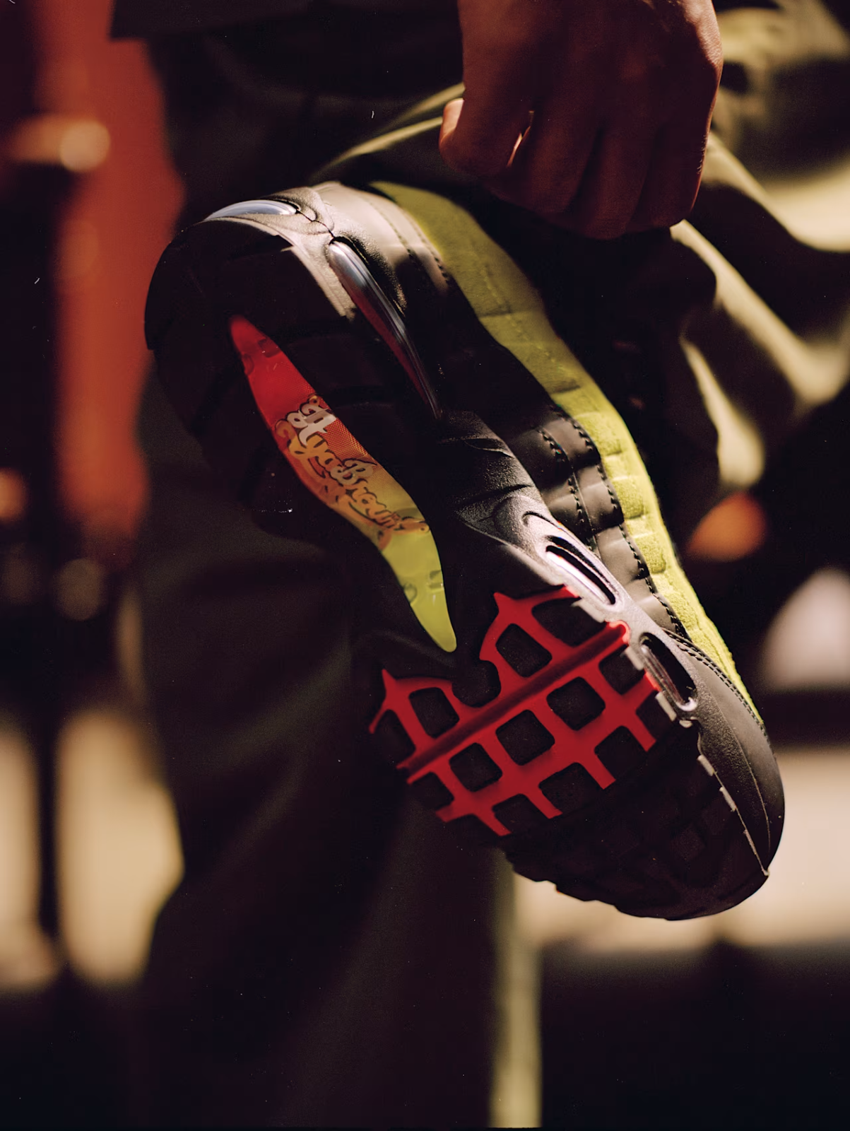 IQ6687-300 Aya Brown Ã Nike Air Max 95 "Atomic Green" (Men's)