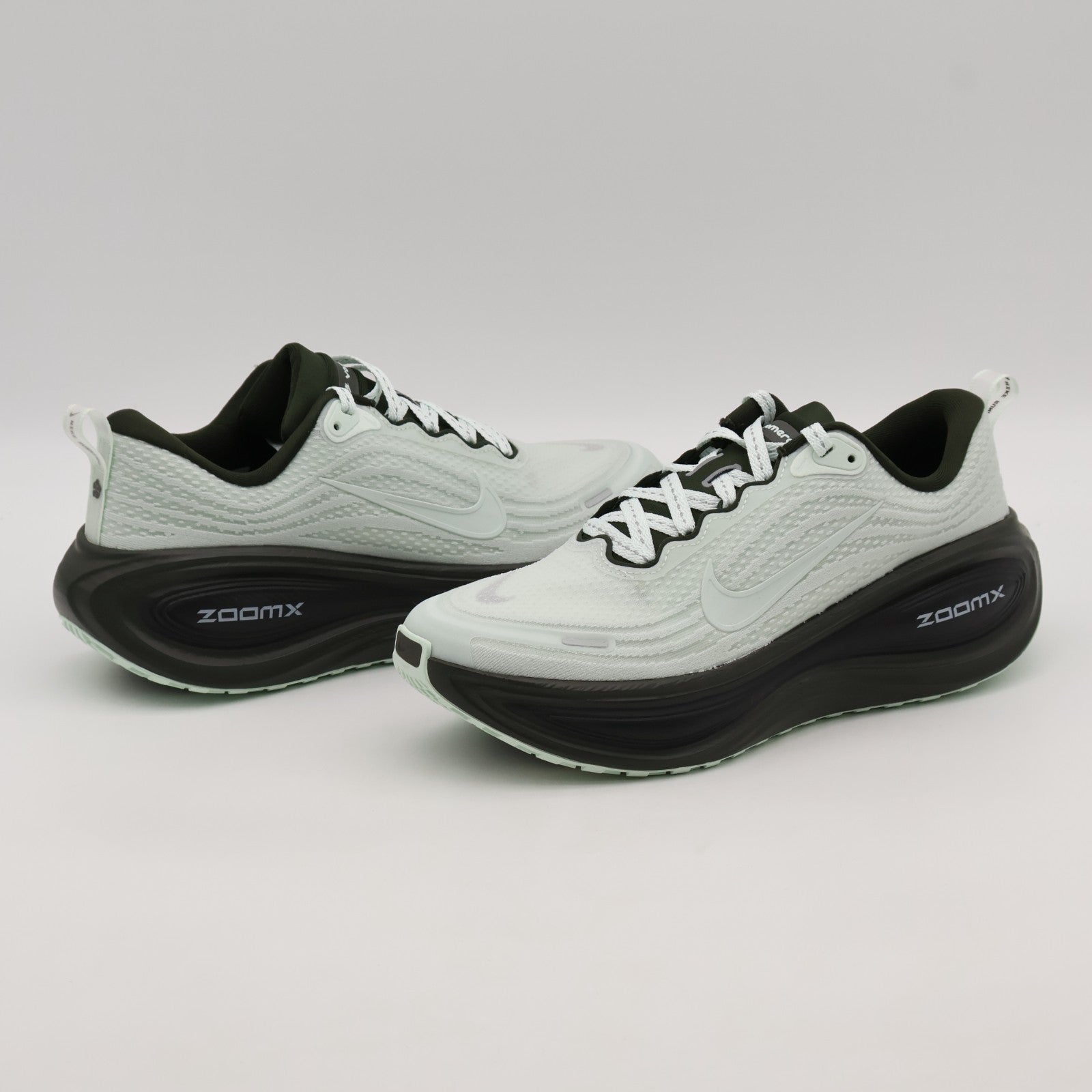 IM7659-394 Nike Vomero Plus SE Barely Green Sequoia Light Silver (Women's)