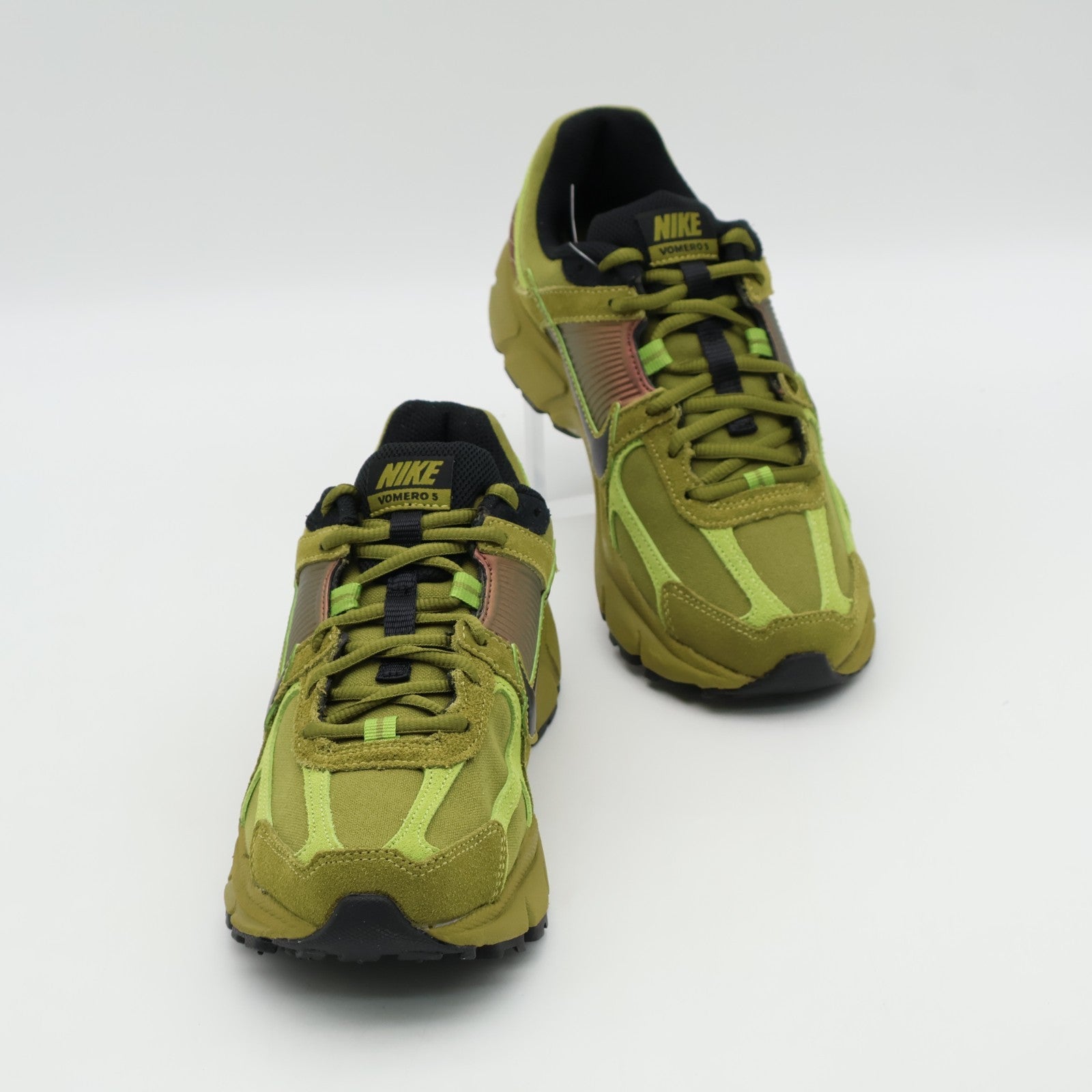FJ1910-300 Nike Zoom Vomero 5 Pacific Moss (Men's)