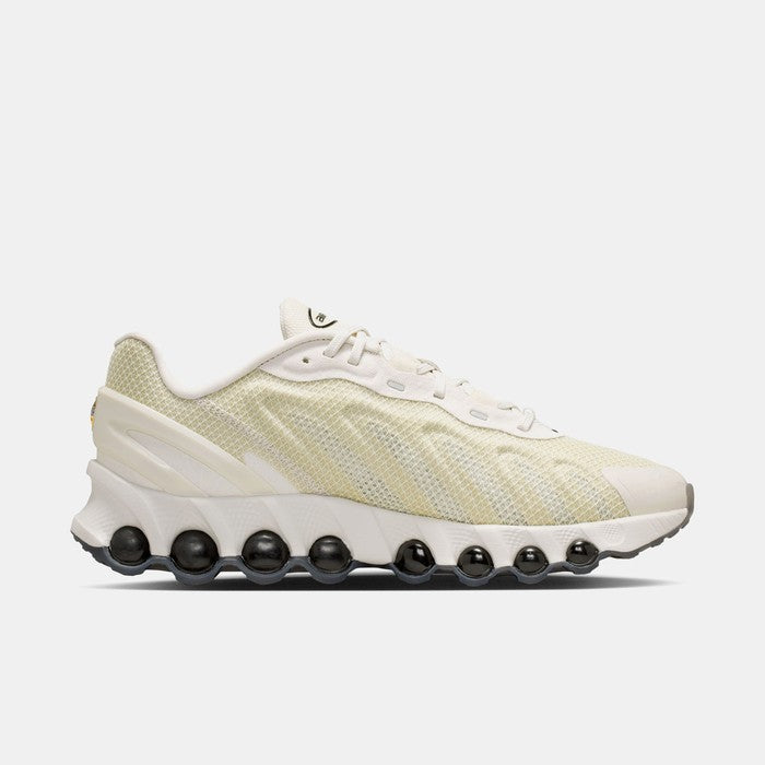 IO7846-002 Nike Air Max DN8 Light Bone (Men's)