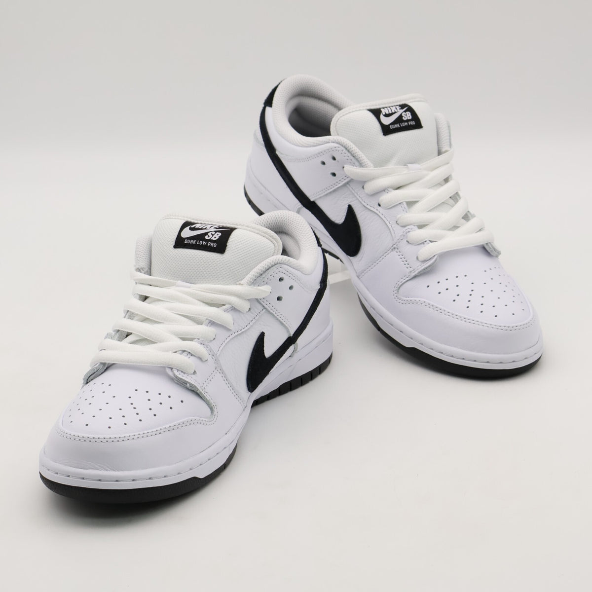 HF3704-100 Nike SB Dunk Low Pro White Black (Men's)
