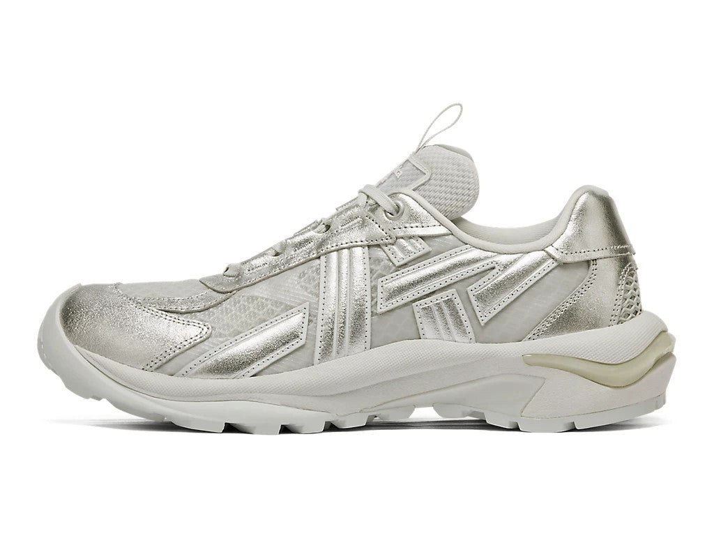 1183C629-020 Onitsuka Tiger Tigtrail Glacier Grey Pure Silver (Men's)