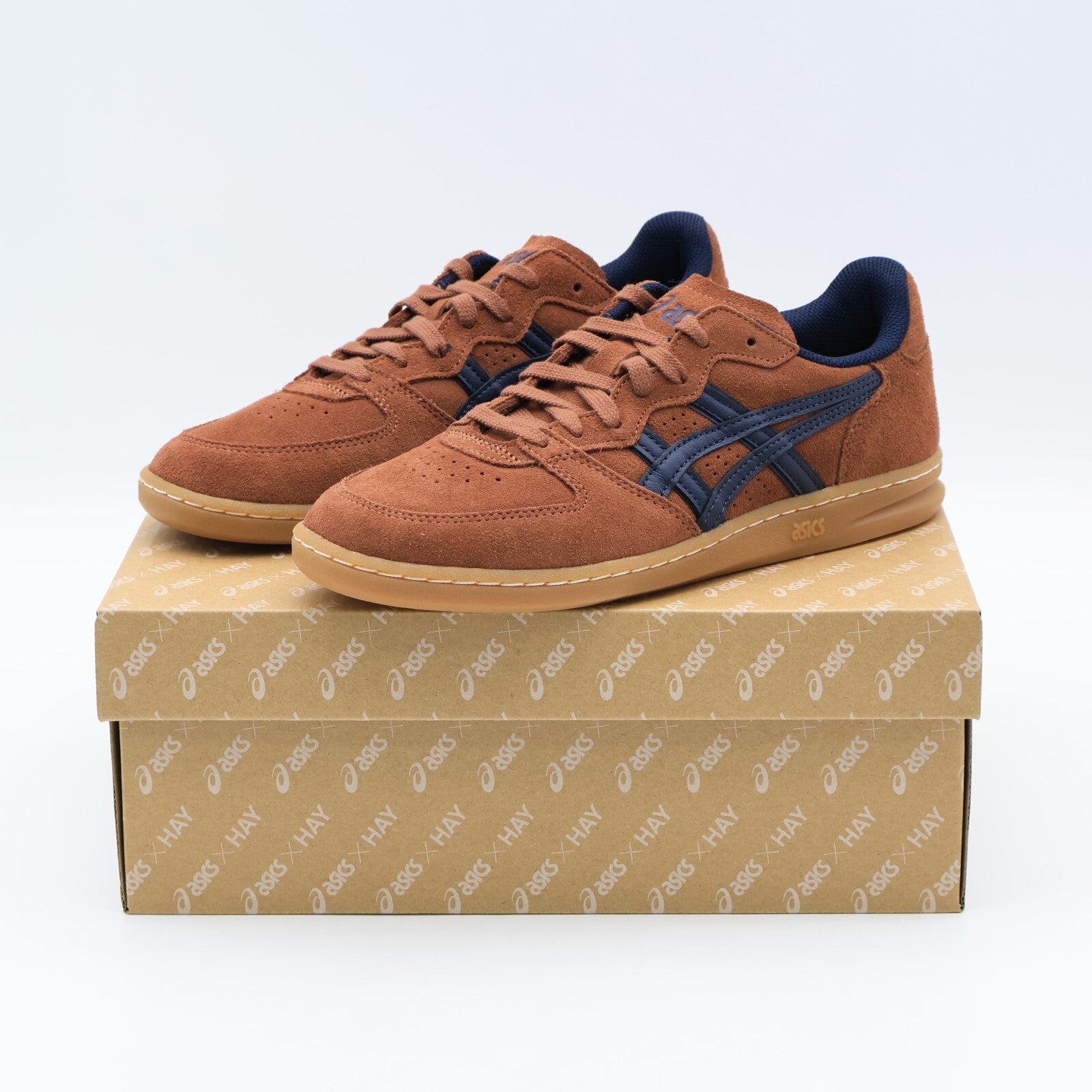 1203A563-200 HAY Asics Skyhand OG Brown (Men's)