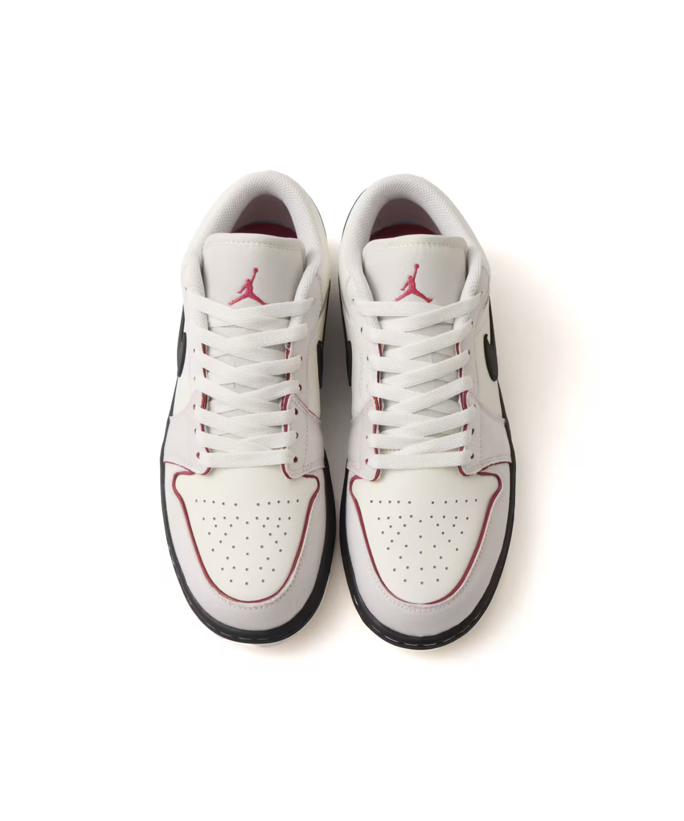 IV5325-133 Nike Air Jordan 1 Low SE "Sail/Black/Sweet Beet"