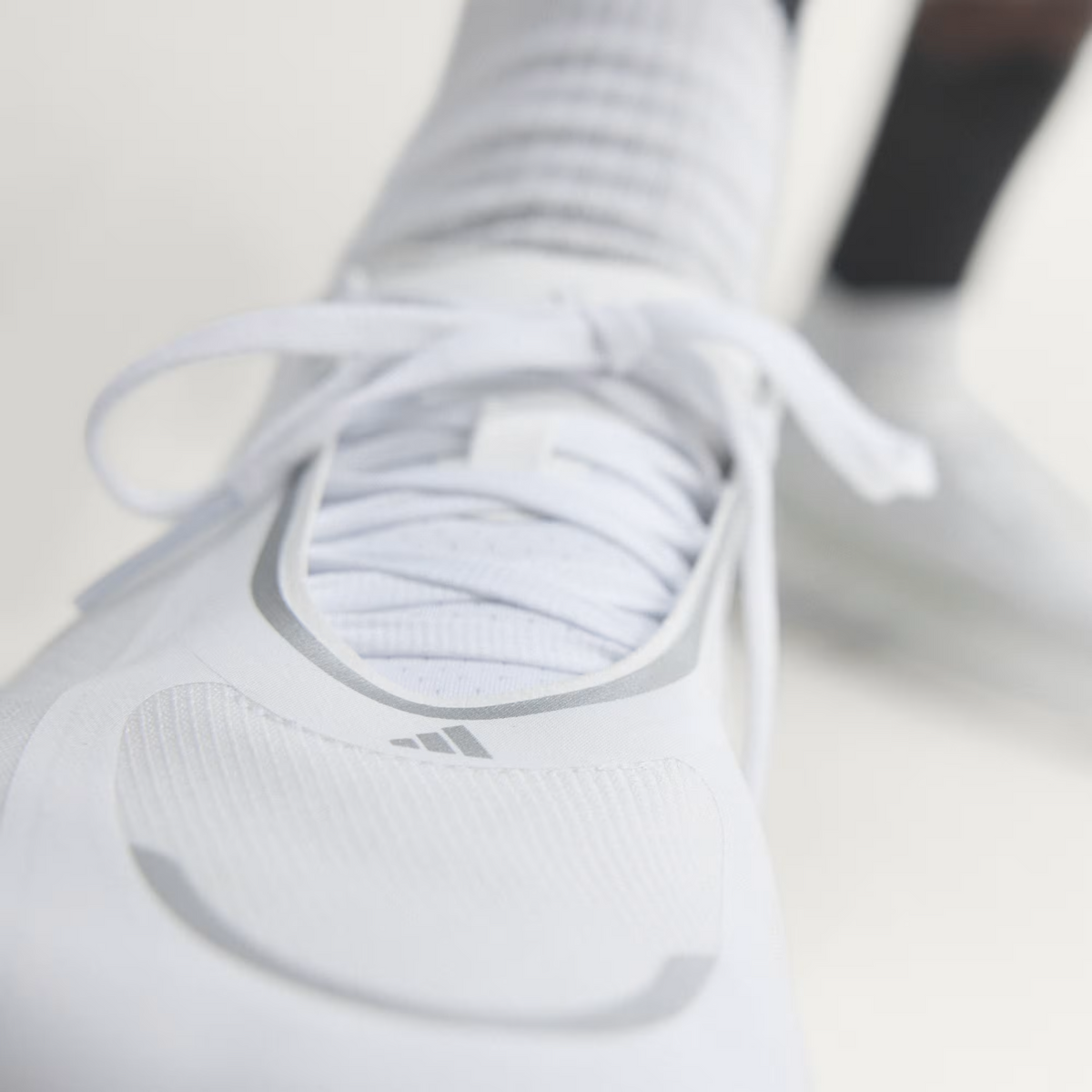 KI4393 adidas Hyperboost Edge "Cloud White/Silver Metallic" (Men's)
