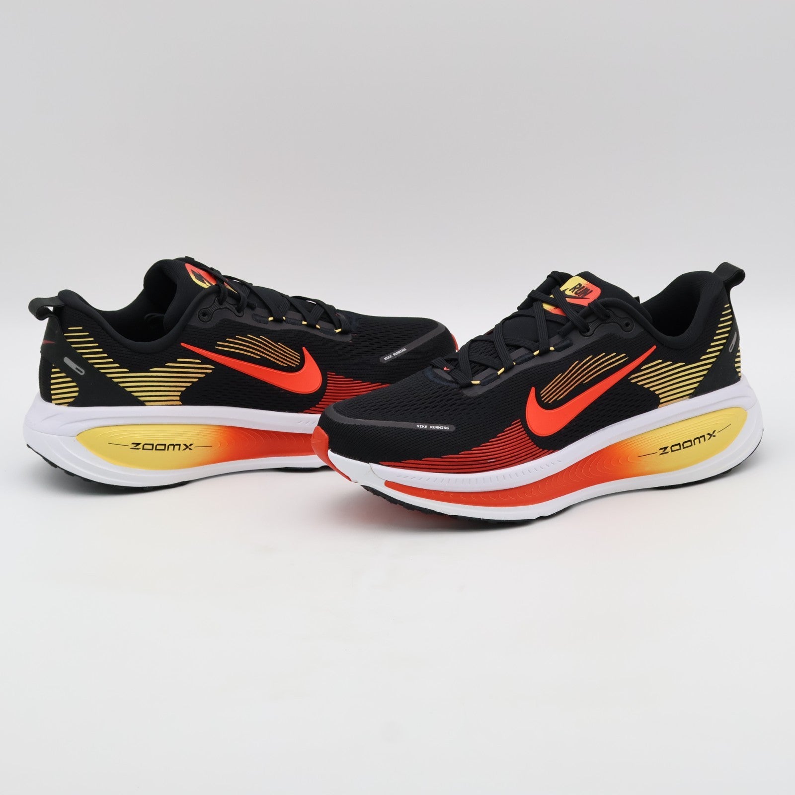 IF0514-016 Nike Vomero 18 Black Light Crimson Topaz Gold Bright Crimson (Men's)