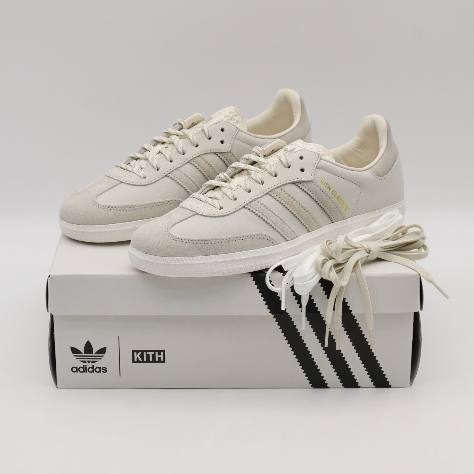 IH0090 KITH Classics adidas Originals Samba Cloud White Off White Orbit (Men's)