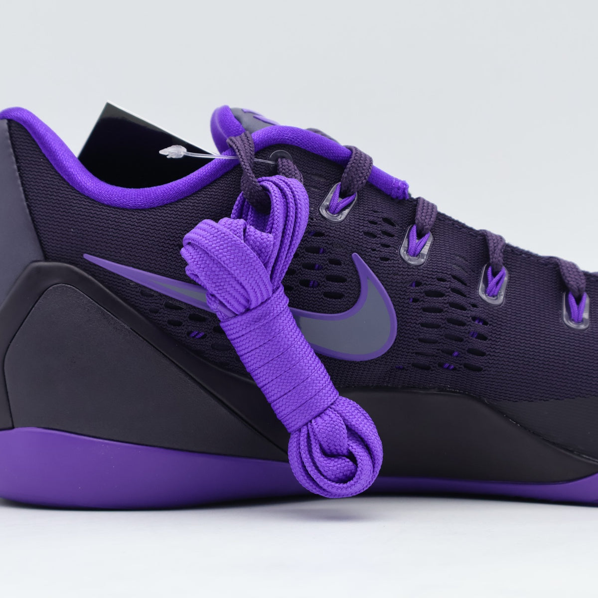 IH1401-500 Nike Kobe 9 Elite Low EM Protro Purple Dynasty (Men's)