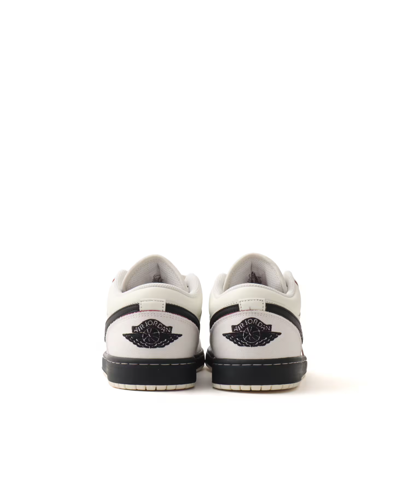 IV5325-133 Nike Air Jordan 1 Low SE "Sail/Black/Sweet Beet"