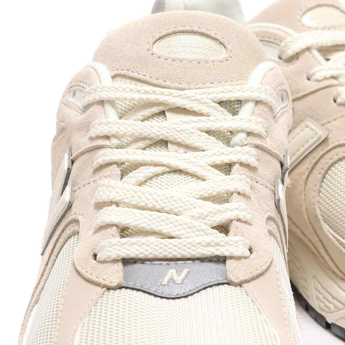 M2002RCC New Balance 2002R Off White (Men's)