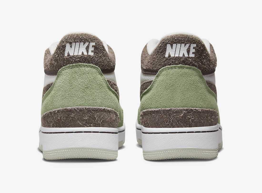 FN0648-300 Nike Attack Oil Green and Ironstone (Men's)