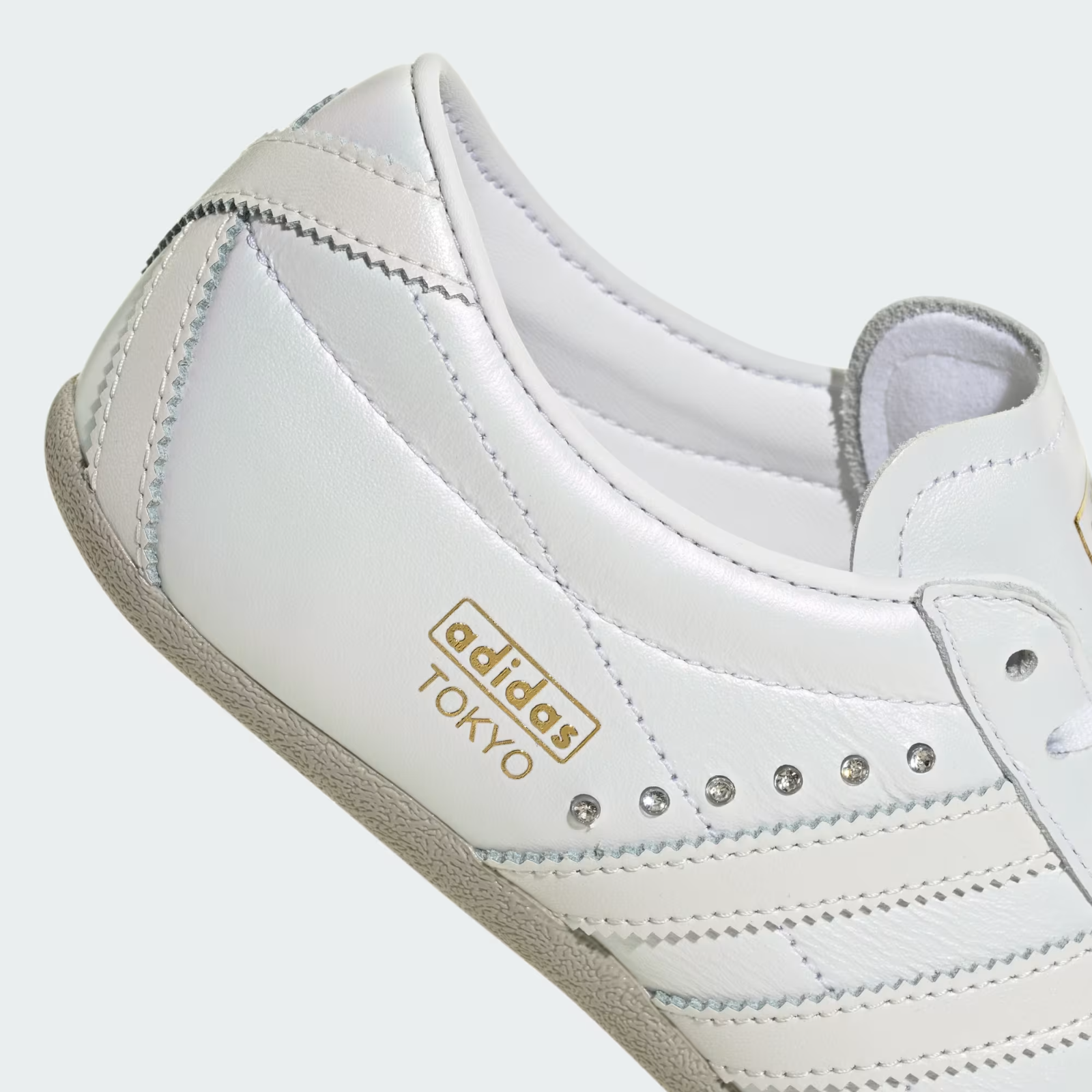 LA3433 adidas Tokyo "Cloud White/Zero Metalic/Grey Two" (Women's)