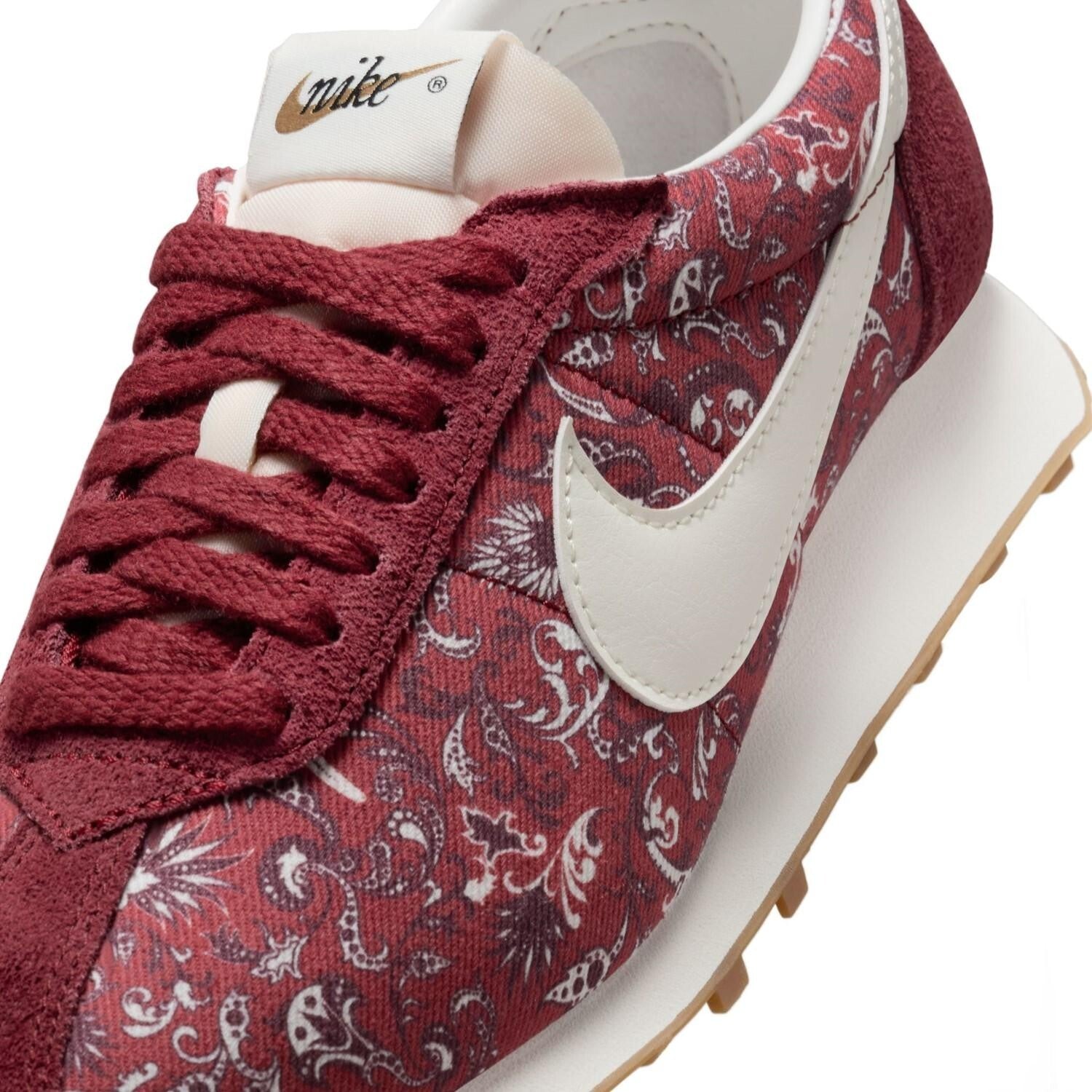 IH4479-677 Nike LD-1000 Bandana Team Red (Women's)