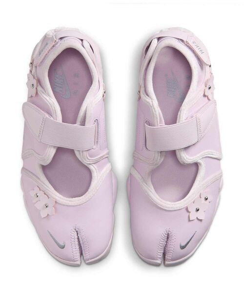 IV5682-500 Nike Air Rift "Florette" "Bleached Lilac/Wolf Grey" (Women's)