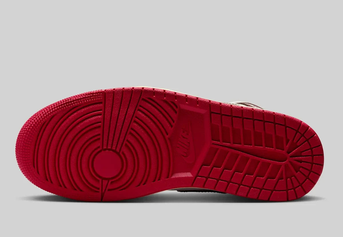BQ6472-119 Nike Women's Air Jordan 1 Mid Mystic Hibiscus (Women's)