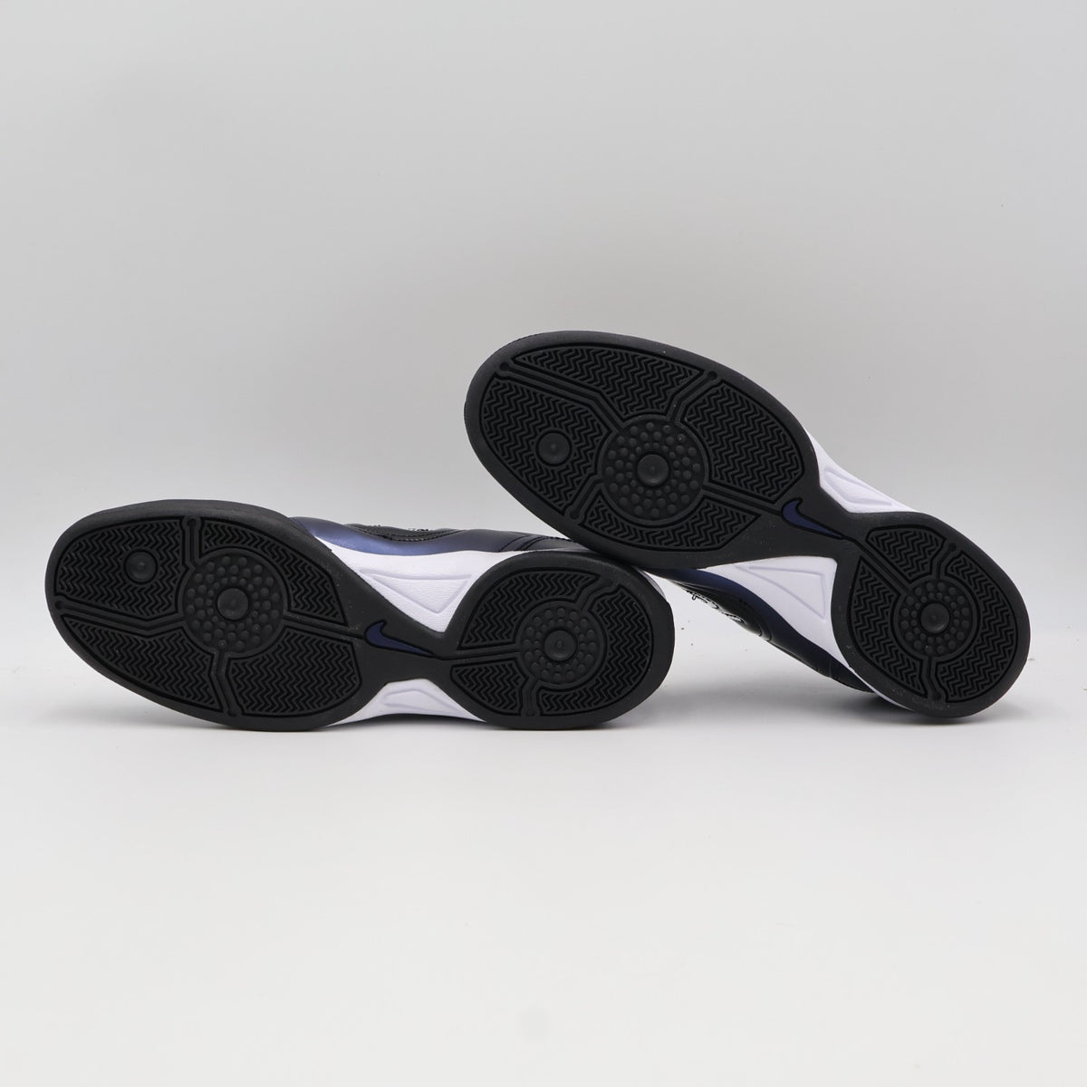 IM7595-400 Nike Total 90 3 Midnight Navy White Black (Women's)