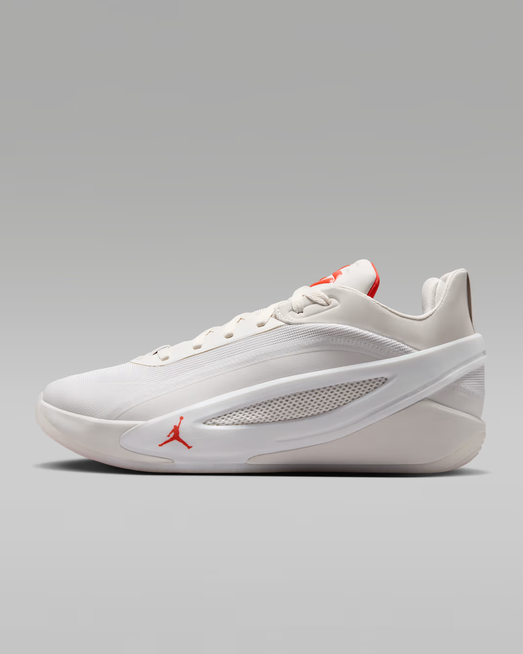 IO5033-100 Nike Luka 5 "Ghost" (Men's)