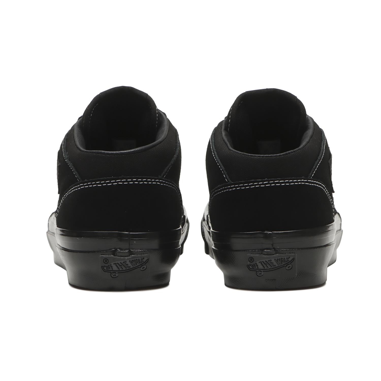 VN000E97BKA PREMIUM HALF CAB REISSUE 33 (Men's)