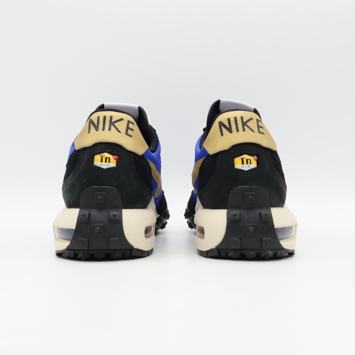 FV6946-400 Nike Air Max Waffle Black and Hyper Blue (Men's)