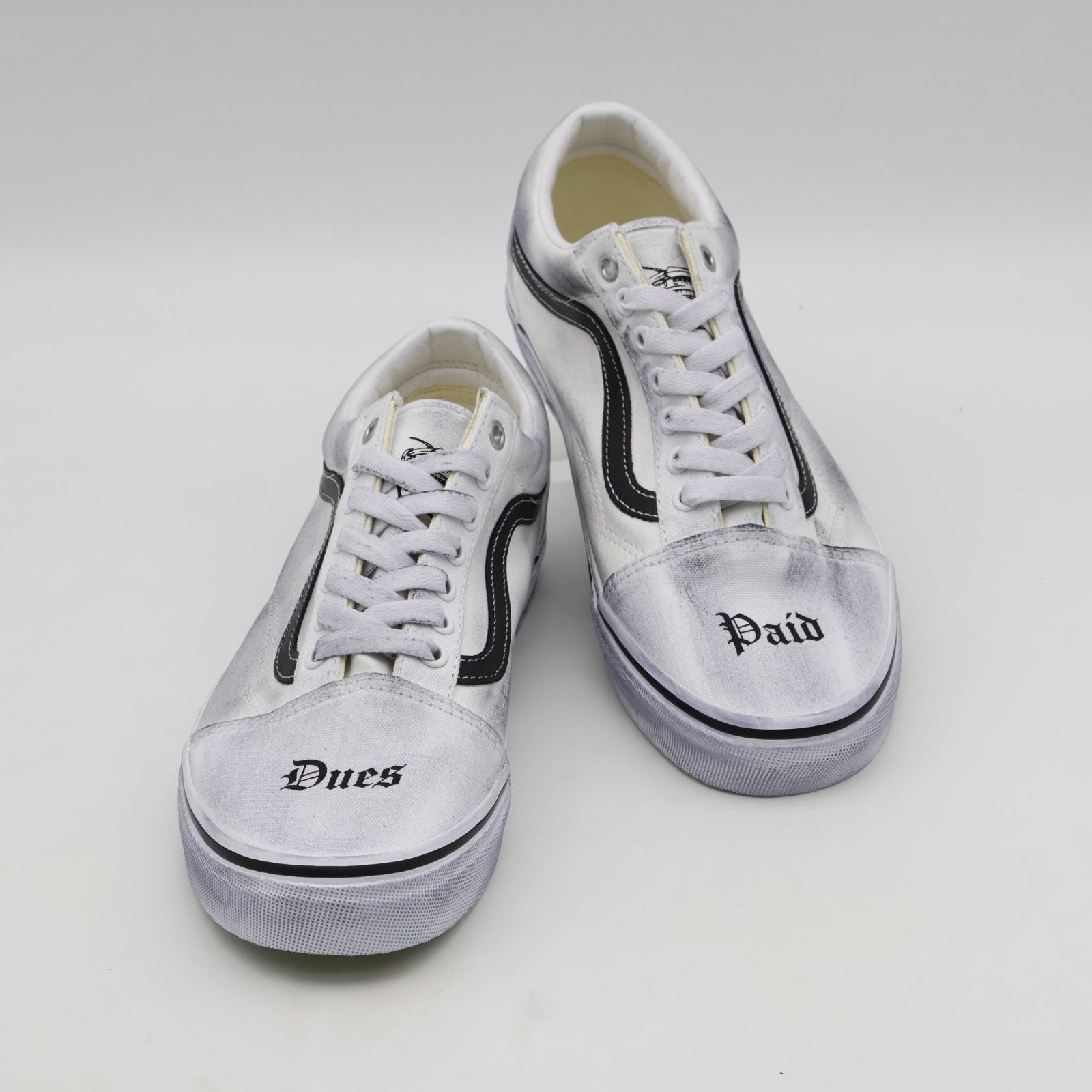 VN000E9TCJ7 Travis Barker Ã Vans Old Skool "Dues Paid/White" (Men's)
