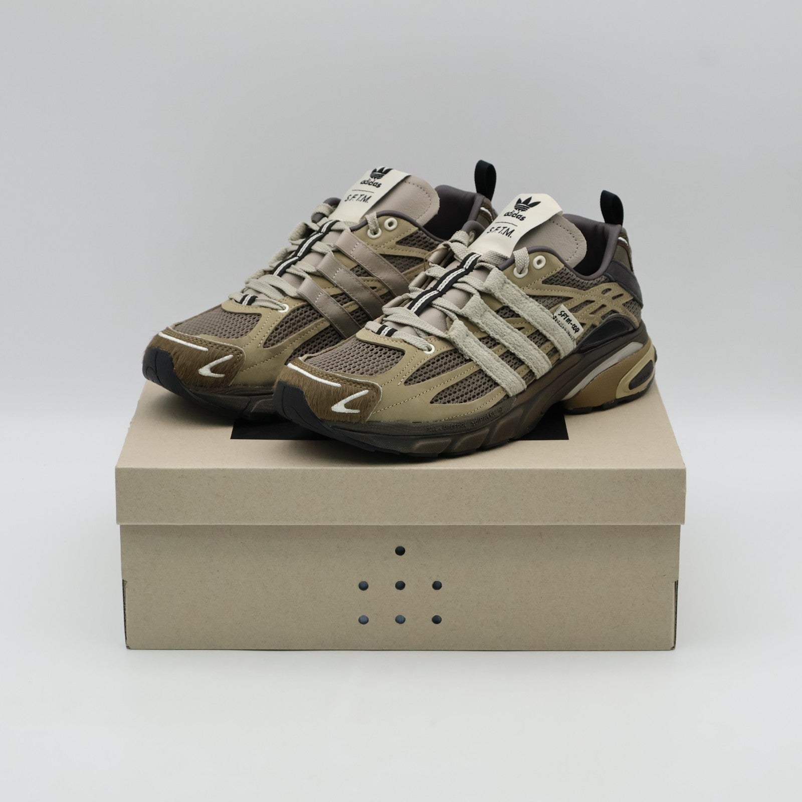 JR8044 Song for the Mute adidas Adistar Cushion 3 Simple Brown Night Brown (Men'