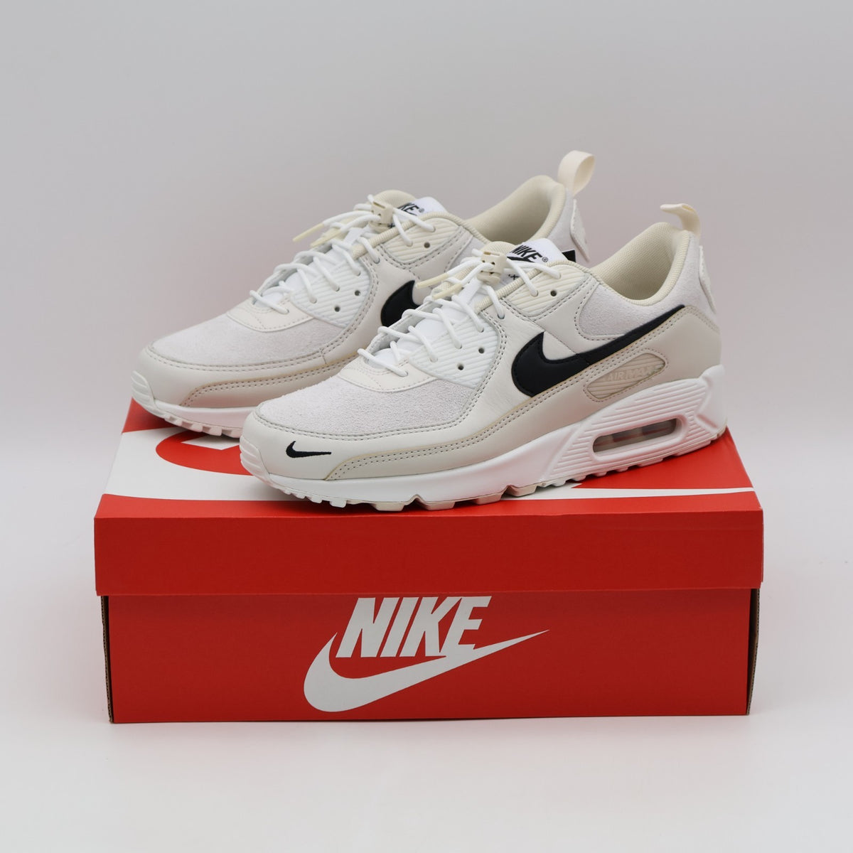 IV4695-100 Nike Air Max 90 "White/Black" (Men's)