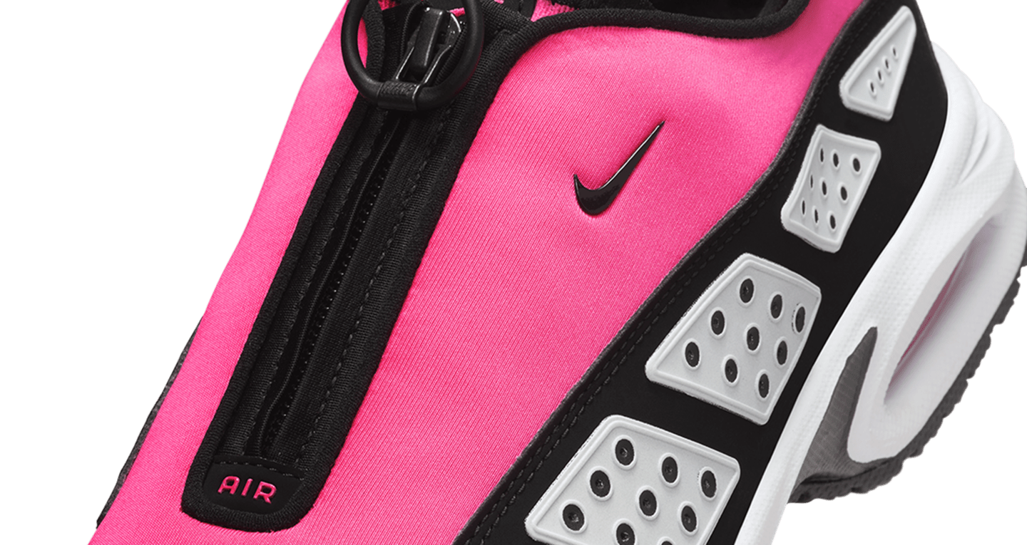 FZ2068-600 Nike Women's Air Max SNDR Hyper Pink and Black (Women's)