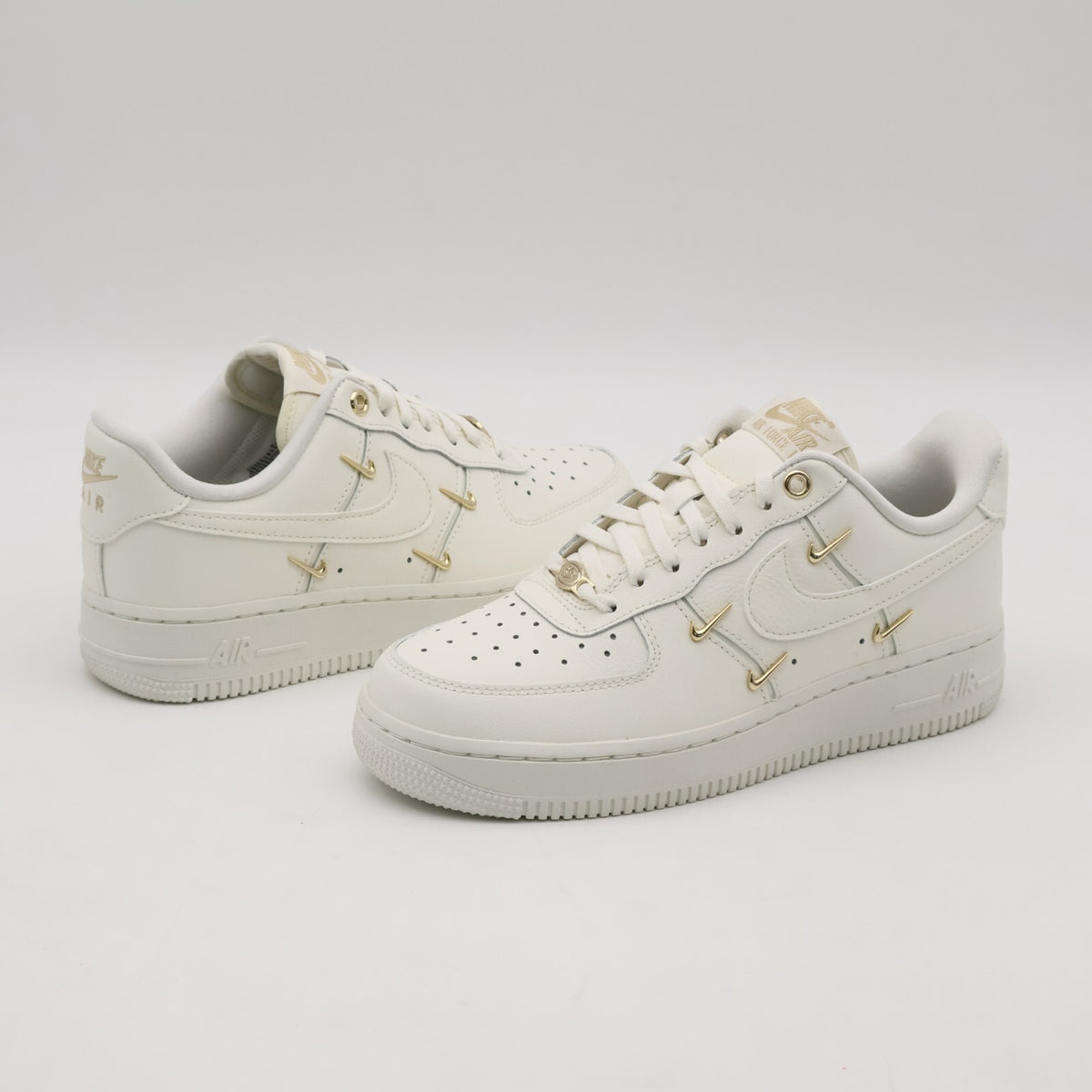 FV3654-111 Nike Women's Air Force 1 '07 LX Sail Metallic Gold (Women's)
