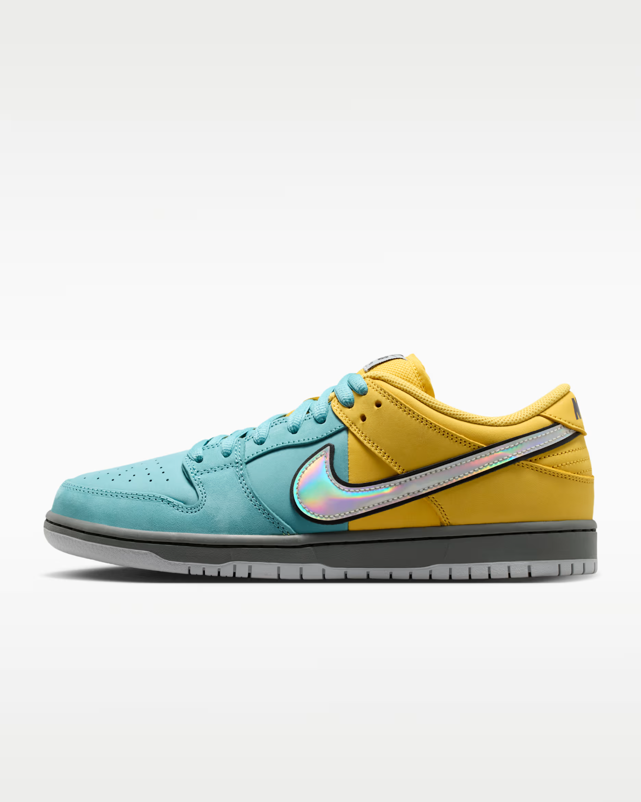 IR1888-700 Nike SB Dunk Low "Muni Fast Pass" (Men's)