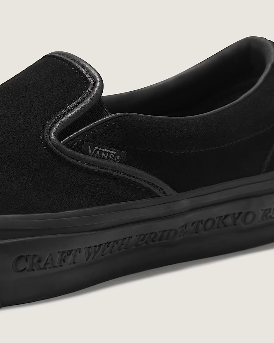 SNDN-SNKR-10282 NEIGHBORHOOD Ã OTW by Vans Classic Slip-On 98 Black (Men's)