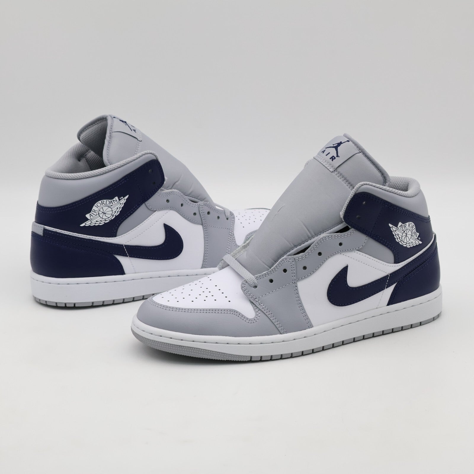 DQ8426-104 Nike Air Jordan 1 Mid White Wolf Grey Midnight Navy (Men's)
