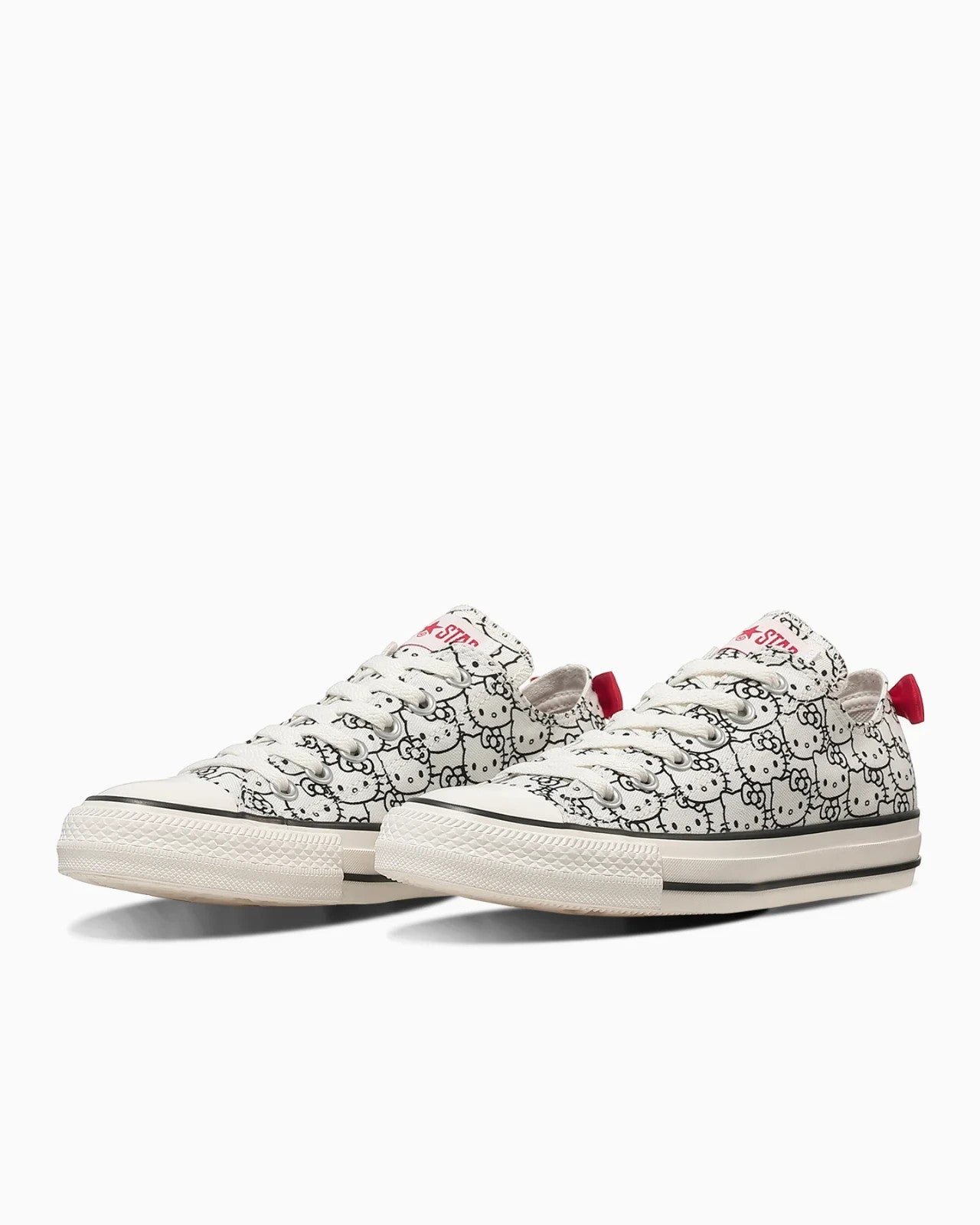 31318860 Sanrio Ã Converse All Star OX "Hello Kitty" (Men's)