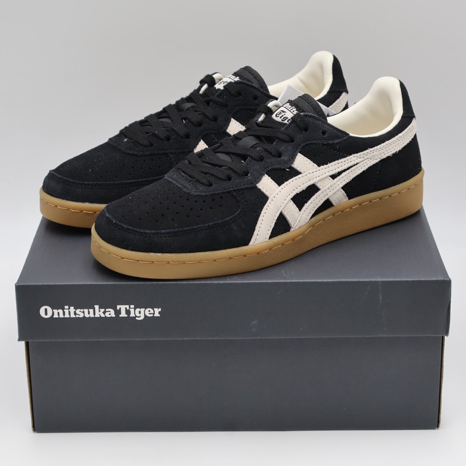 1183C436-001 Onitsuka Tiger GSM BLACK WHITE  (Men's)
