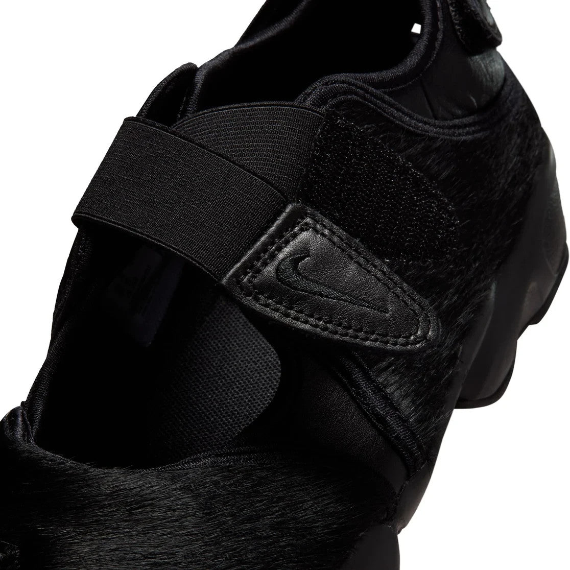 IO4884-001 NIKE AIR RIFT (Women's)