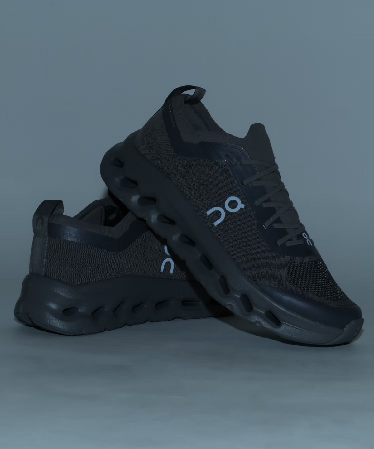 3MF30676053 On CLOUDTILT MOON M (Men's)